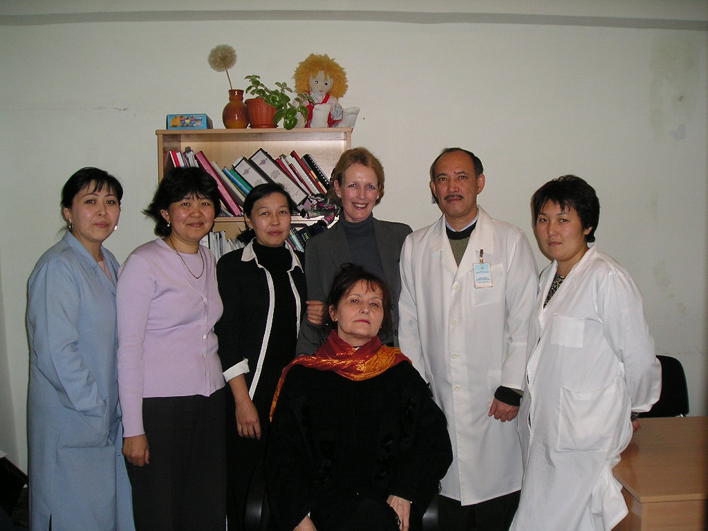 Philippa Ellwood's visit to Kygyzstan with Djanuzakova Nurgul, Imanalieva Cholpon, Moldogazieva Aigul, and collaborators.